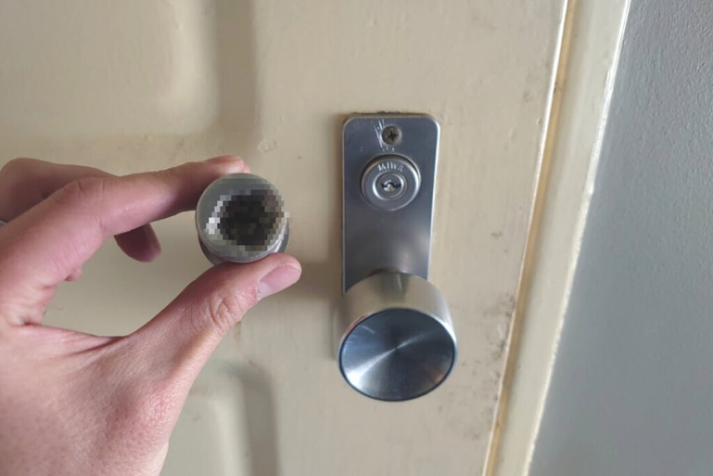 玄関の鍵を破壊解錠｜鍵穴だけ綺麗に壊します
