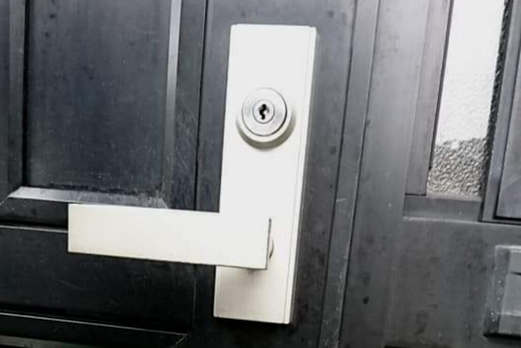 松戸市で玄関の鍵を紛失したことによる開錠依頼