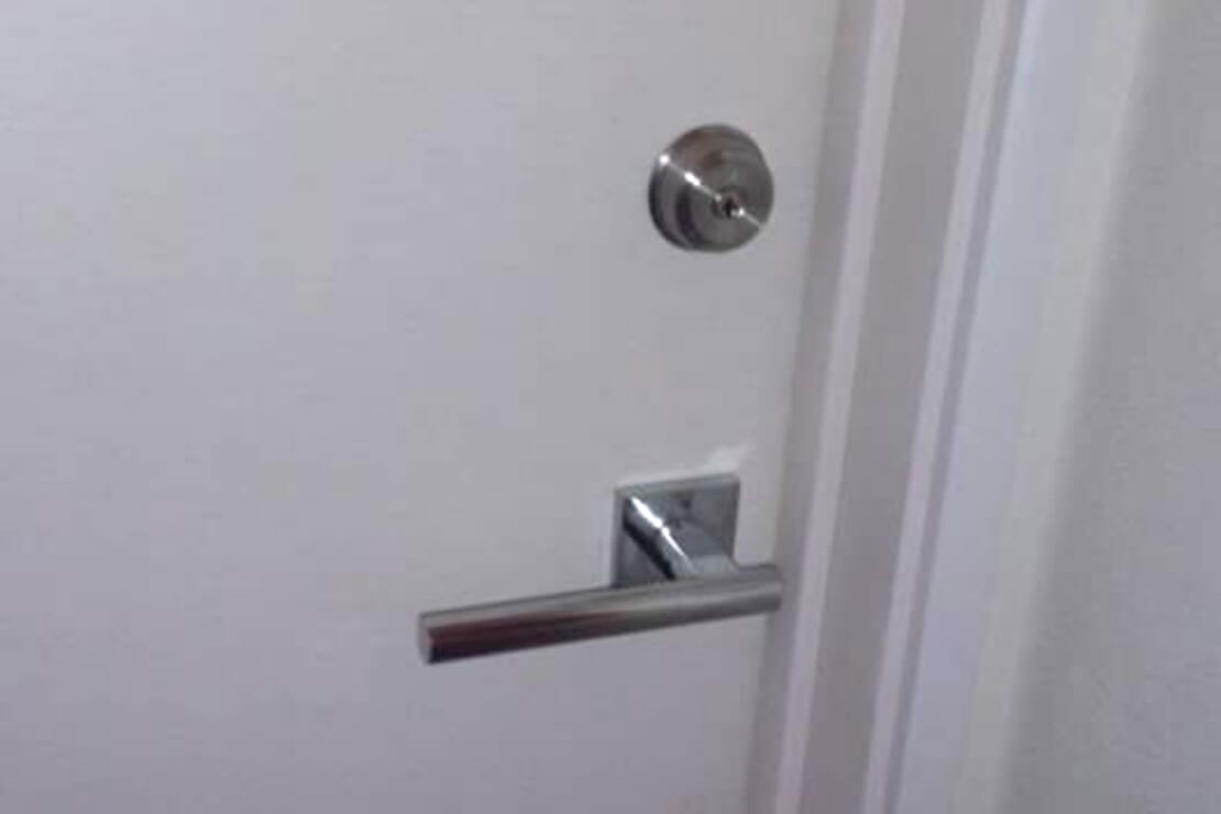 室内ドアにGOALの彫り込み錠を新規取り付け｜即日で対応可能