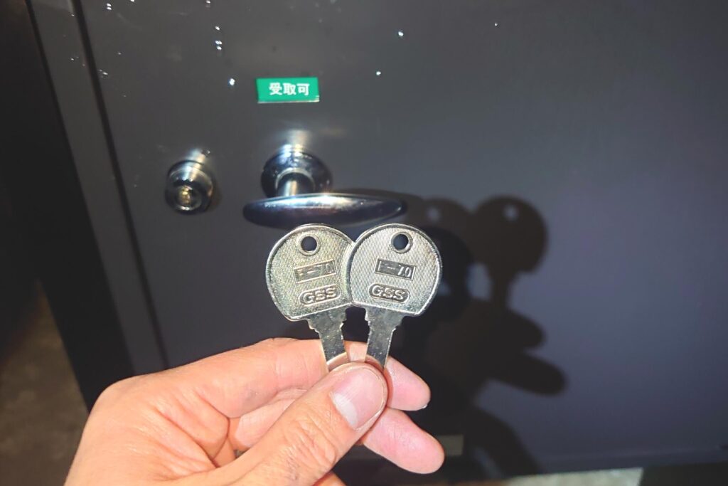 宅配ボックスの鍵紛失による鍵穴からのキー作製