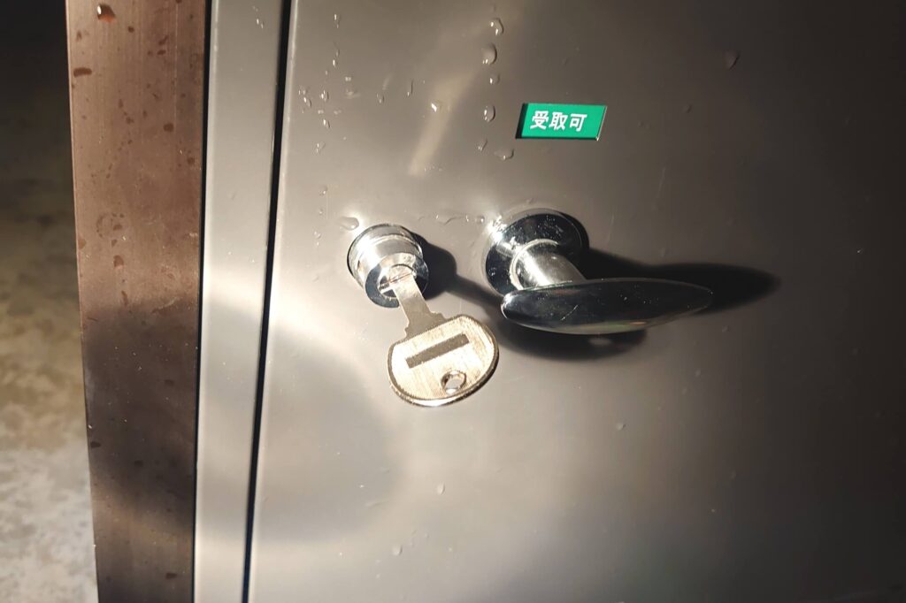 YKK製の宅配ボックスの鍵紛失によるキー作製