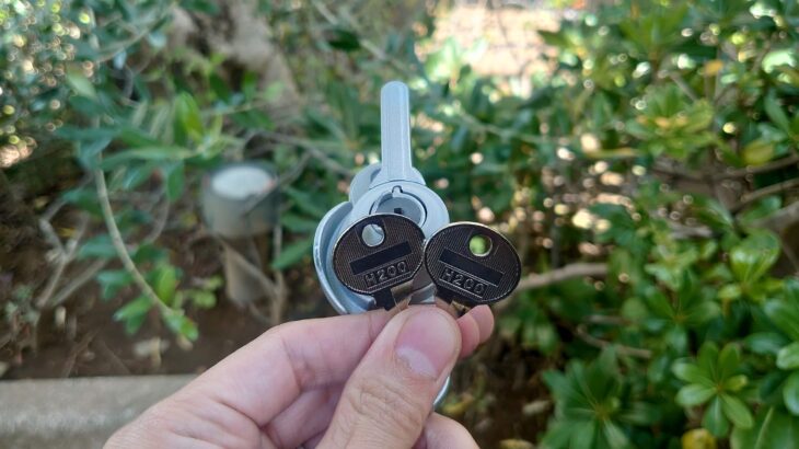 鍵付きクレセント錠の鍵を全紛失｜解錠や0からの鍵作製に出張対応！
