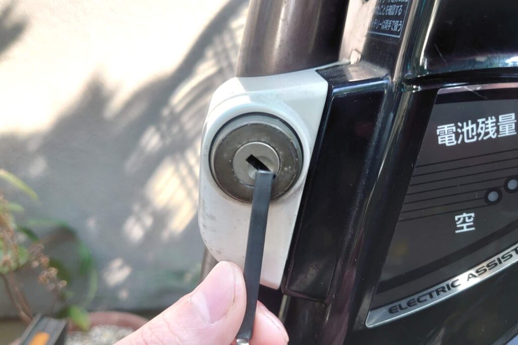 電動自転車のディンプルシリンダーをピッキング解錠