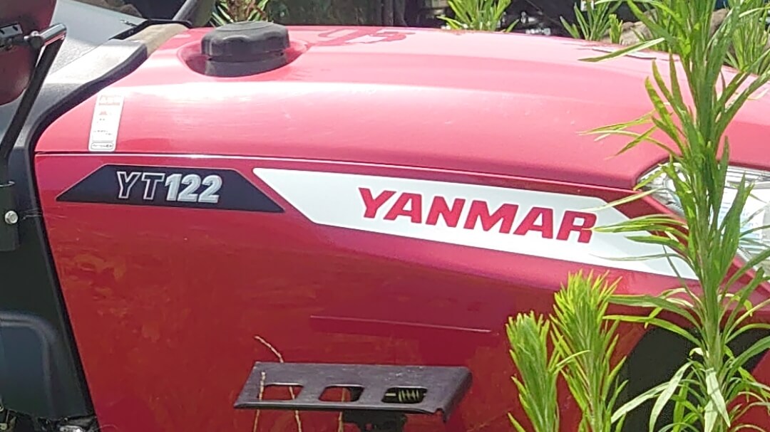 ヤンマーのトラクター「YT122」