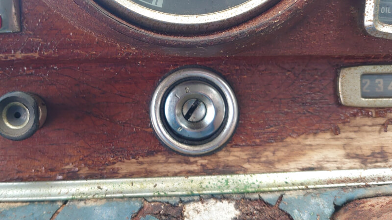 ベンツのイグニッションシリンダー