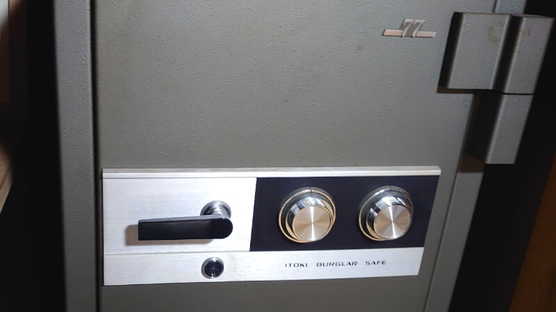 イトーキ製BURGLARのダイヤル解錠で完敗 イトーキ製BURGLARのダイヤル解錠で完敗