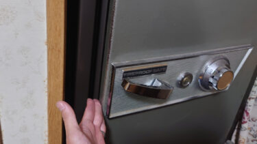 Delica LEO(デリカレオ)金庫の100万変換ダイヤルを手探りで解錠